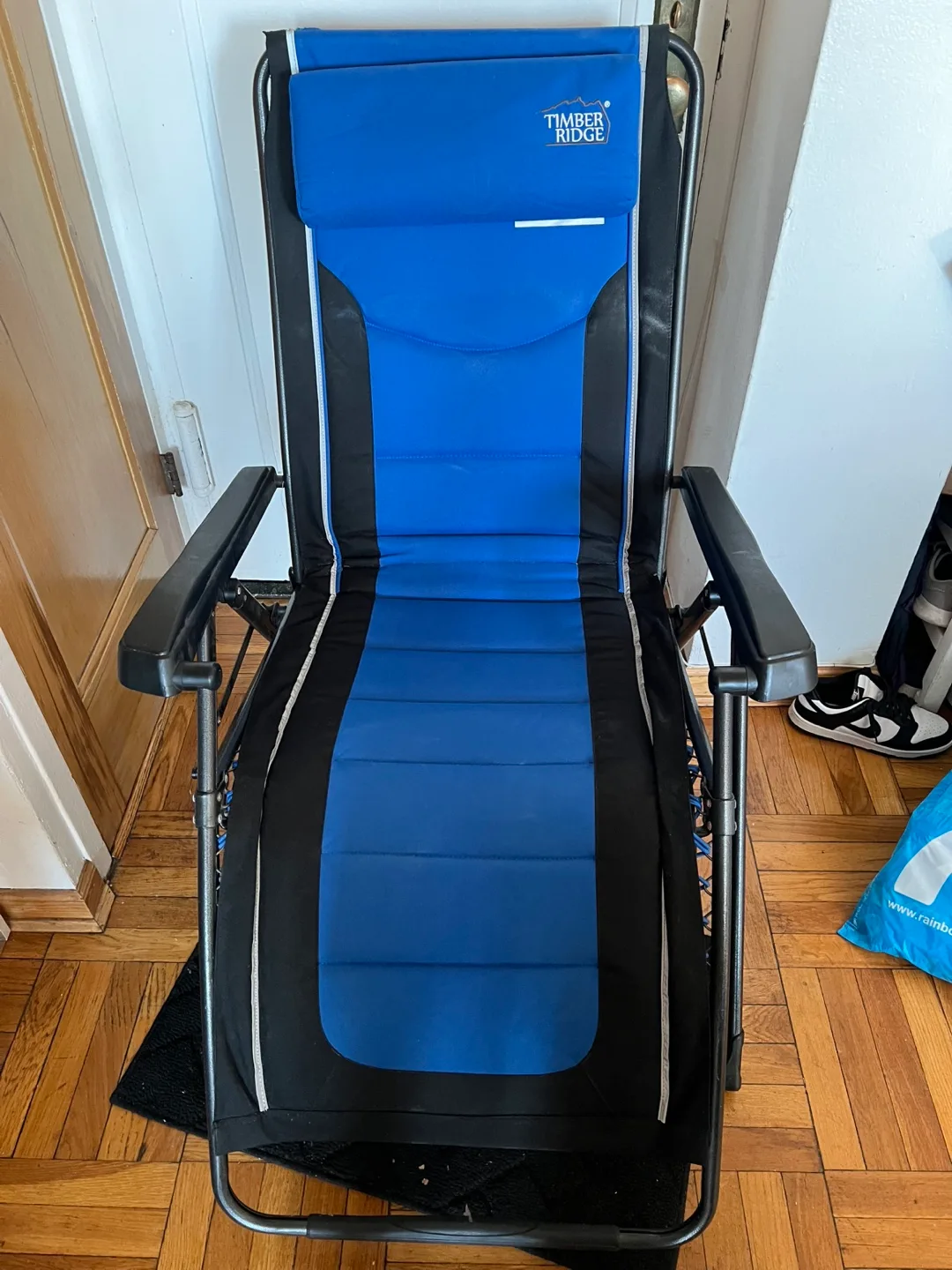 Timber Ridge Folding Zero Gravity Chair image indicator(3)