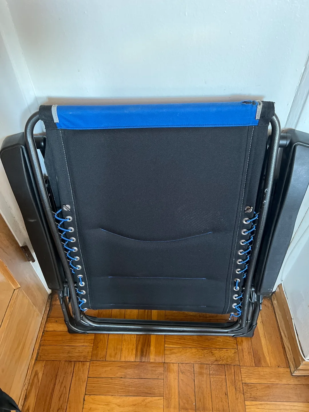 Timber Ridge Folding Zero Gravity Chair image indicator(2)