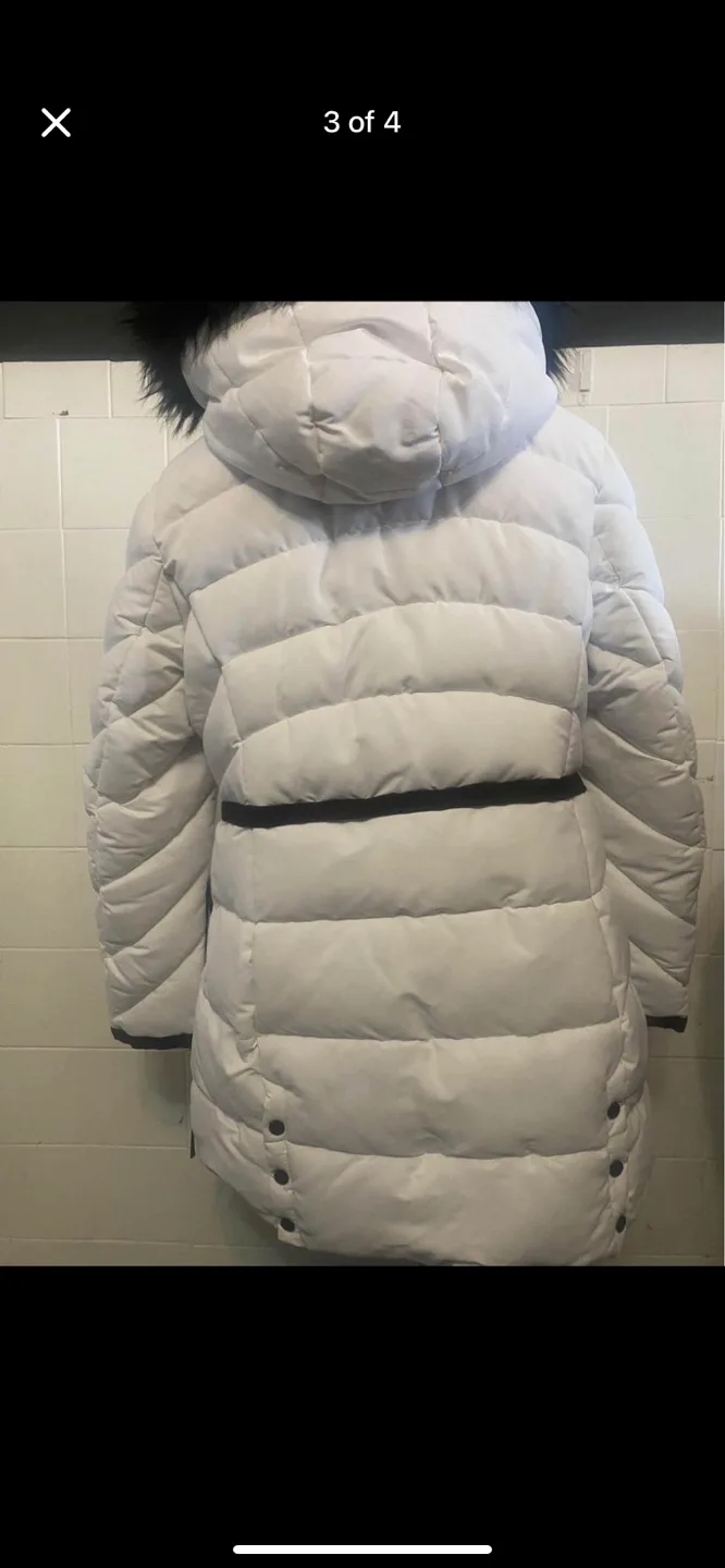 Guess Women's White Puffer Jacket with Faux Fur Hood image indicator(4)