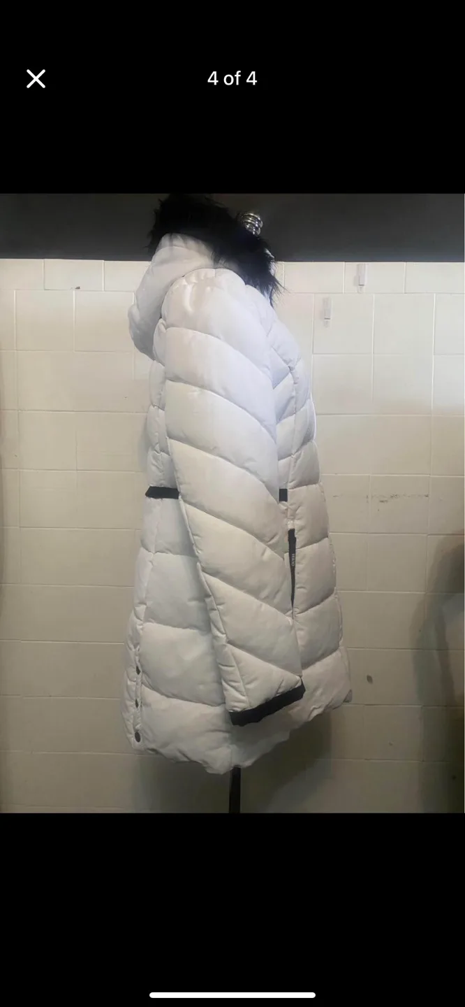 Guess Women's White Puffer Jacket with Faux Fur Hood image indicator(3)