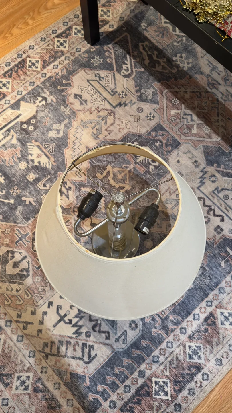 Silver Metal Table Lamp image indicator(2)