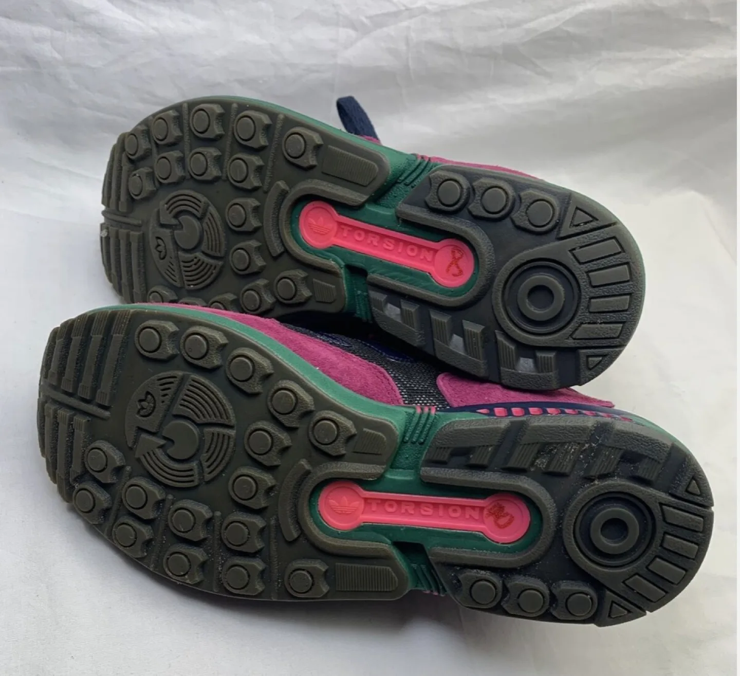 ADIDAS Limited Edition Designer Running Shoes Sz. 8 image indicator(6)