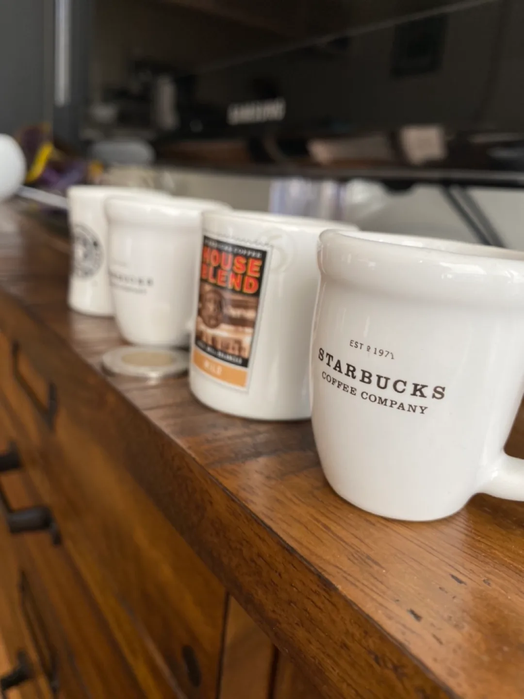 Collectible item mini Starbucks ornament image indicator(2)