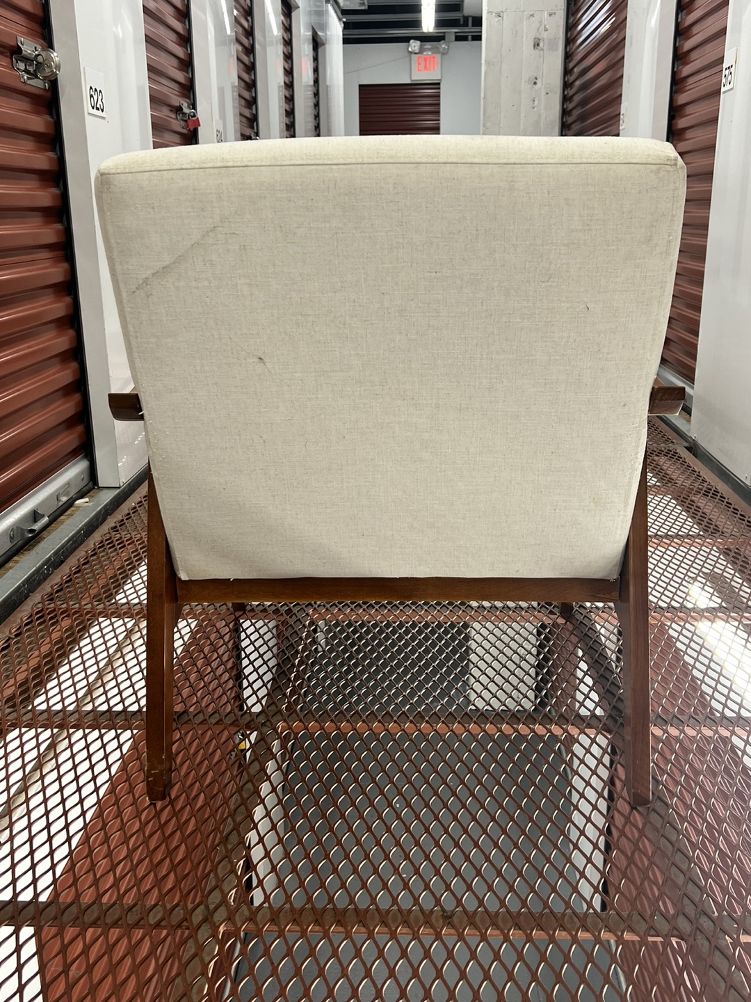 Mid Century Modern Accent Chair - photo 3
