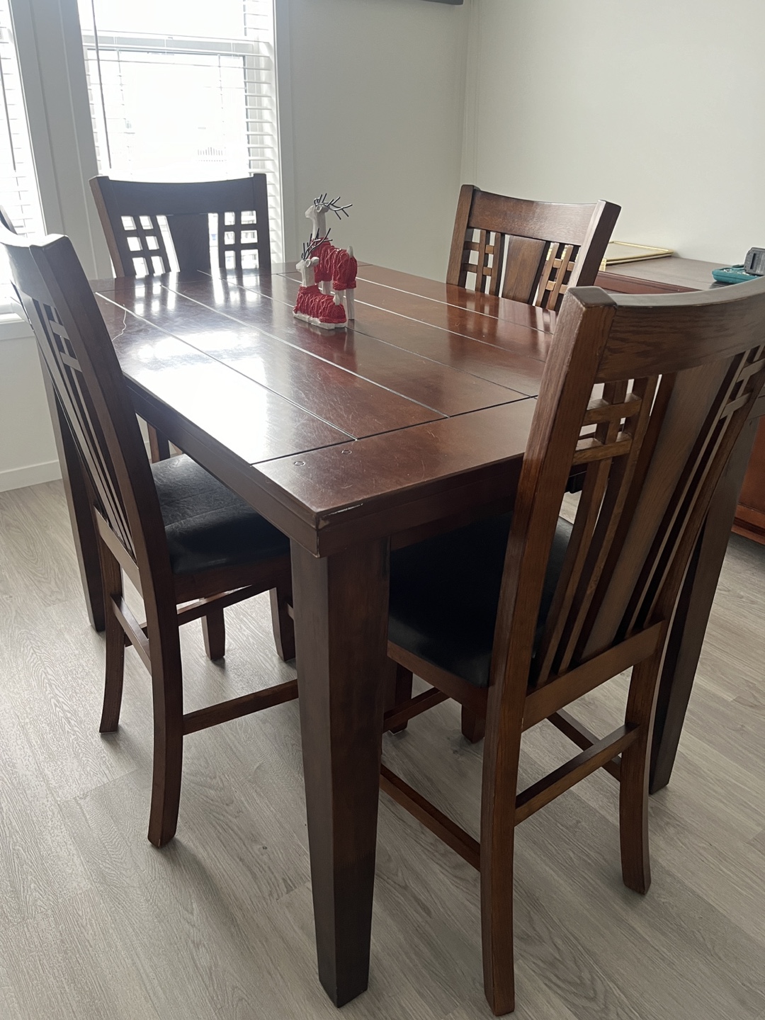 Dining Table Set