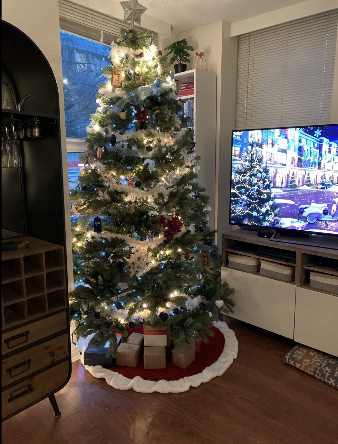 Artificial Christmas Tree + Storage Bag - photo 3