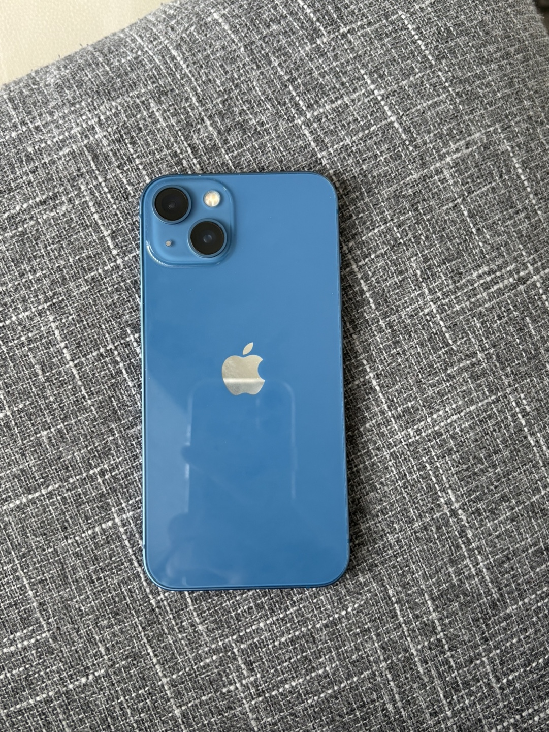iPhone 13