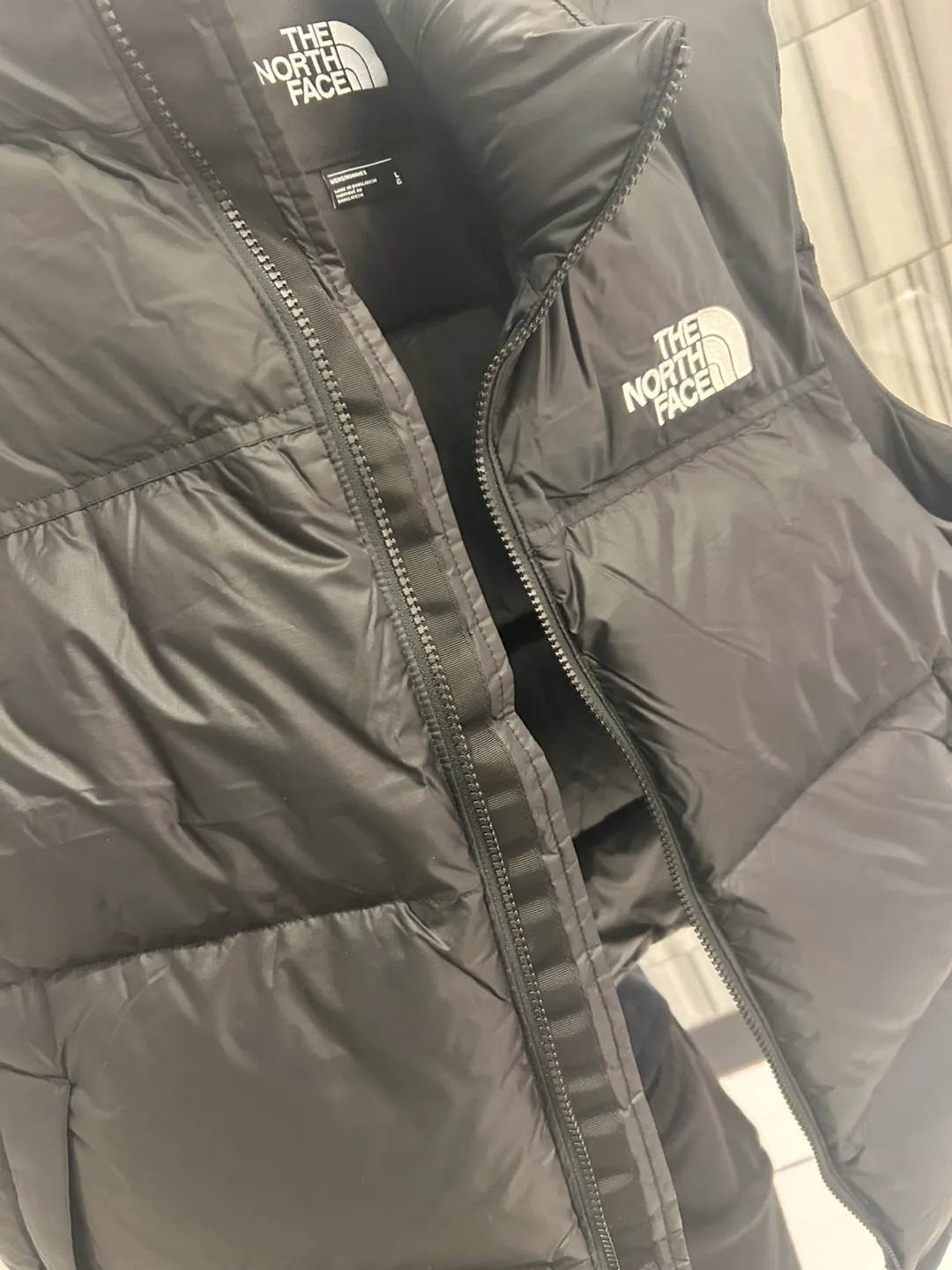 The North Face Black Puffer Vest image indicator(2)