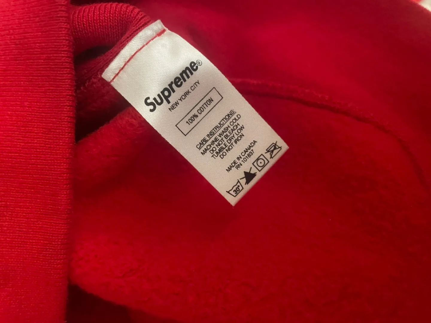 Supreme Red Hoodie Size Large image indicator(6)