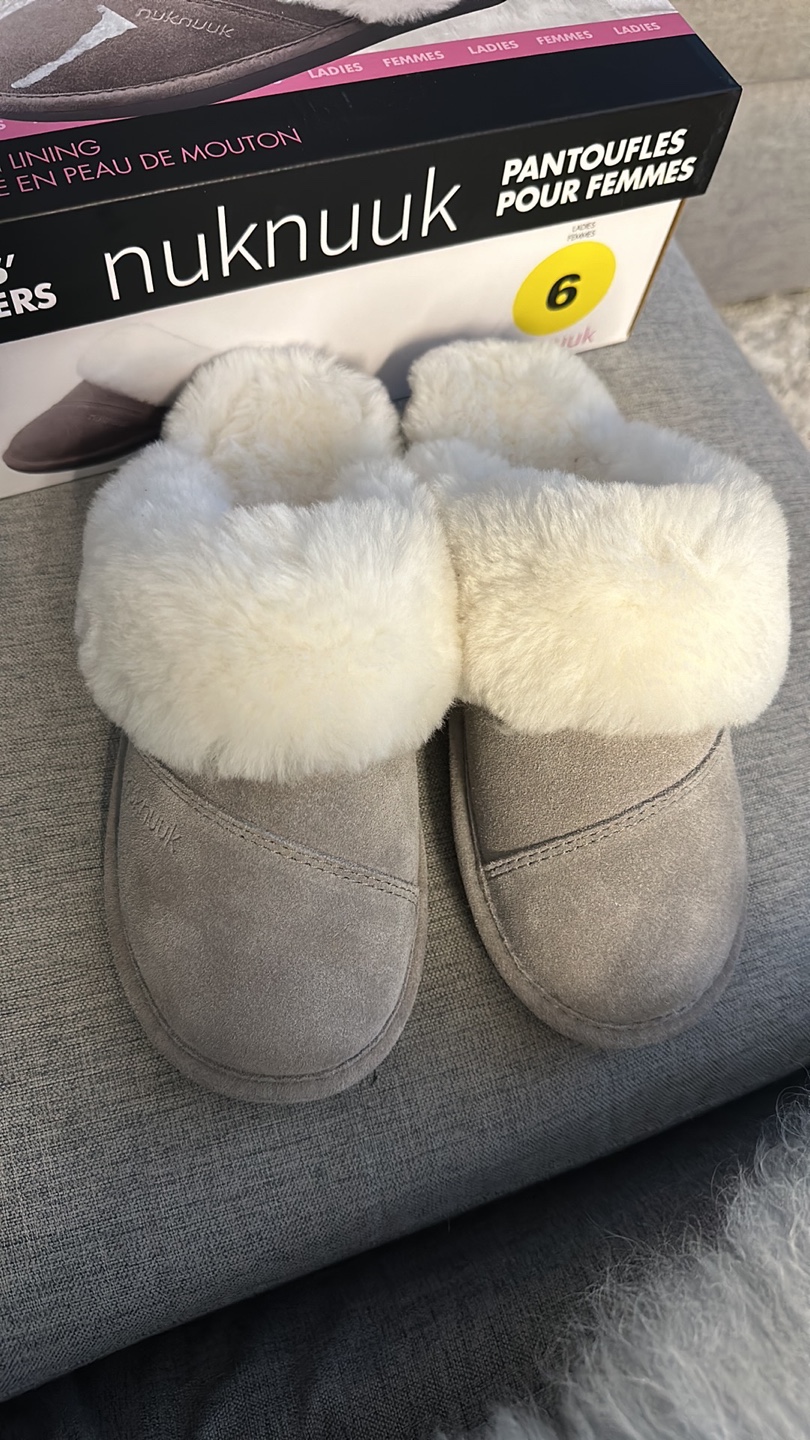 Nuknuuk Ladies' Grey Slippers Size 6 - photo 2