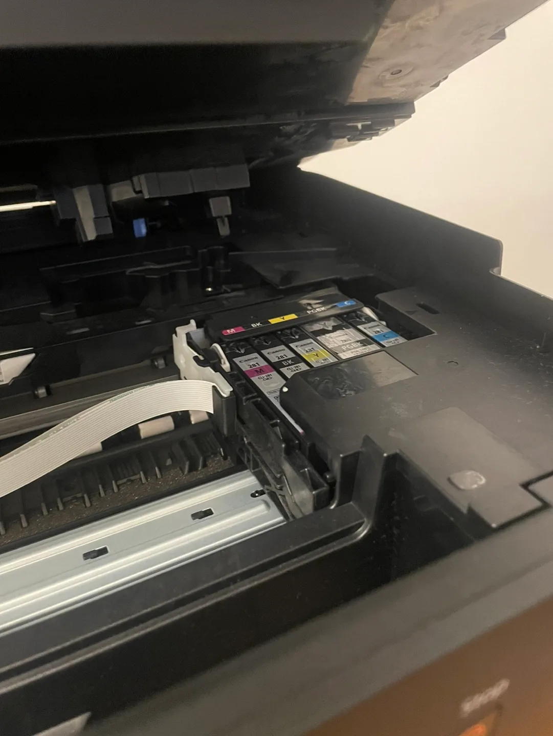 Canon Wireless Colour Inkjet Printer image indicator(5)