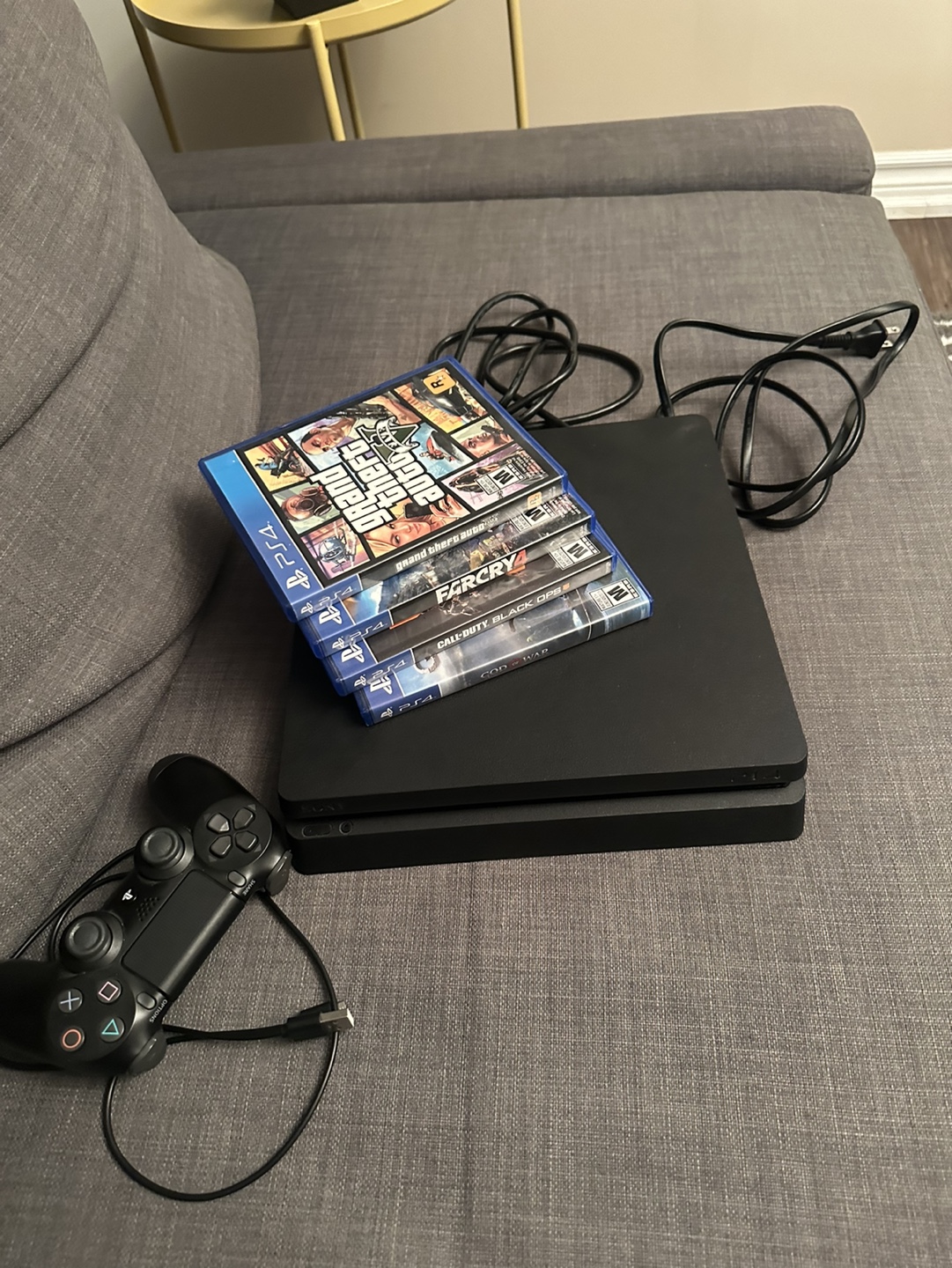 PlayStation 4 Bundle (including games and cables) - photo 2