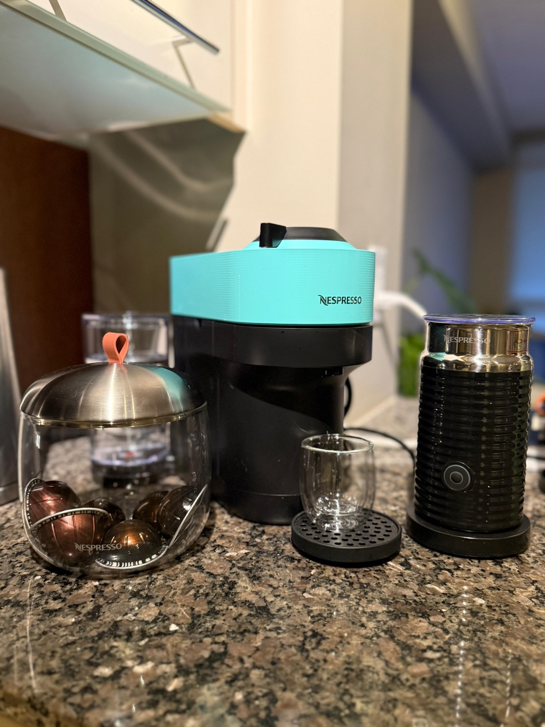 Nespresso Vertuo pop with Aeroccino Milk Frother - photo 2
