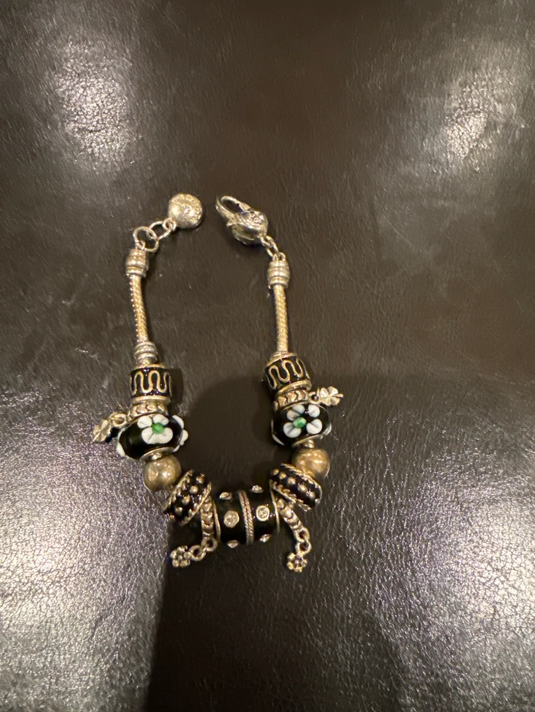 Charm Bracelet image indicator(2)