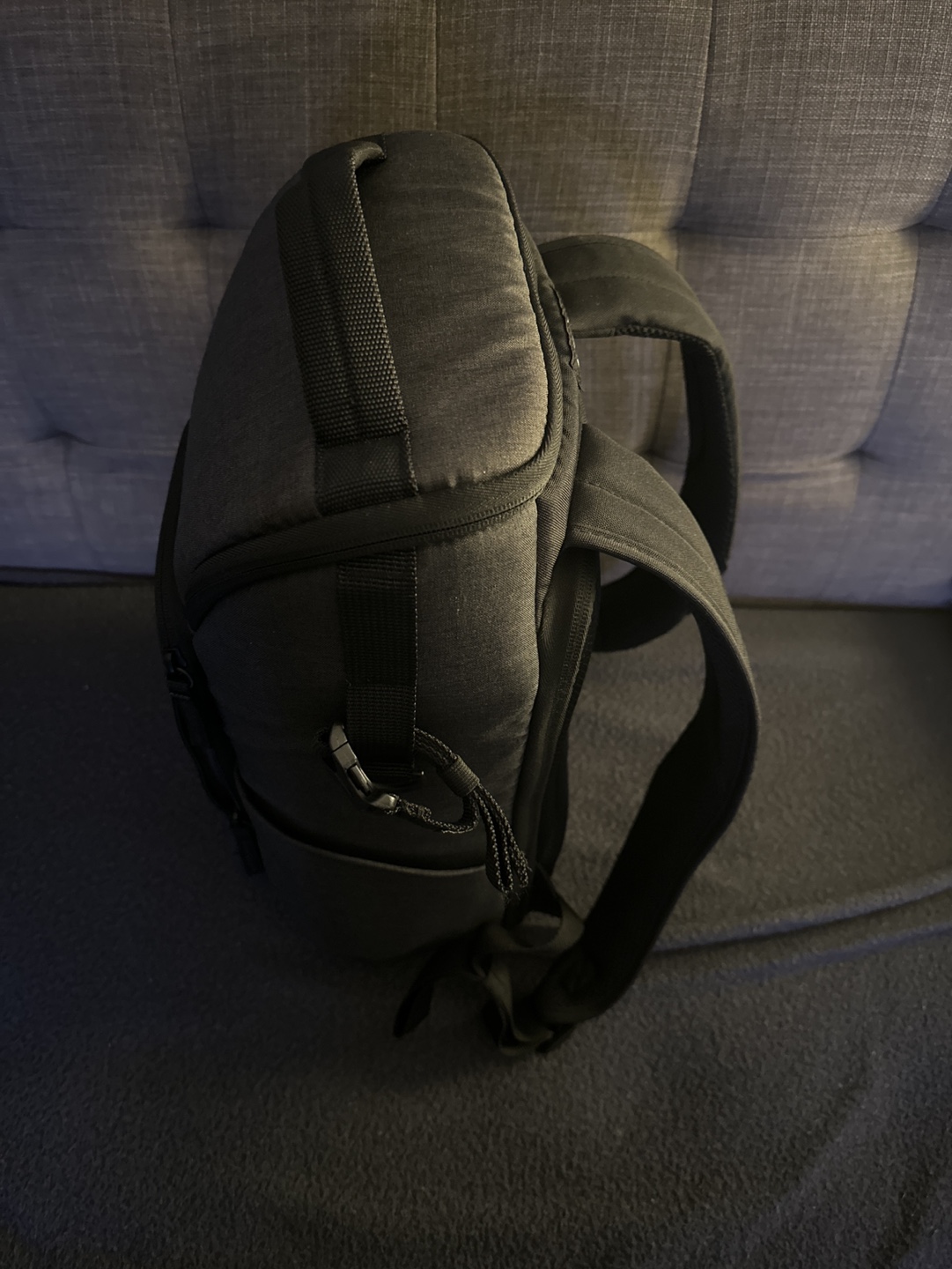 Vanguard Vesta Aspire 41 Camera Backpack - photo 2