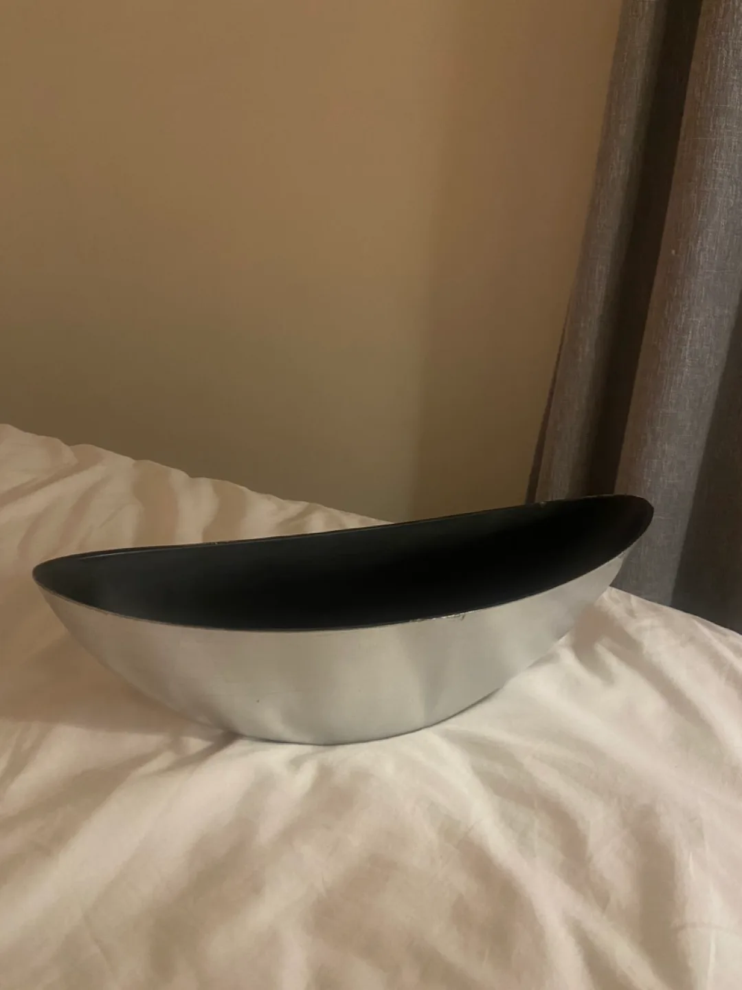 Decorative Modern Silver Plant Vase image indicator(2)