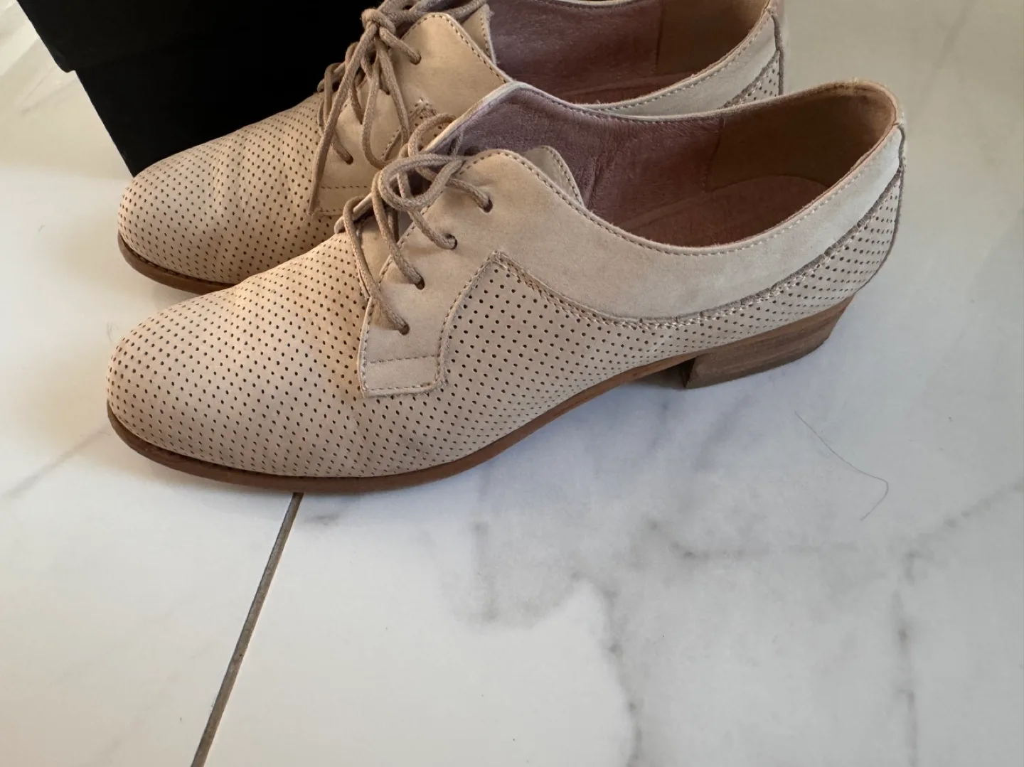 Lavorazione Artigiana Women's Leather Oxfords image indicator(2)