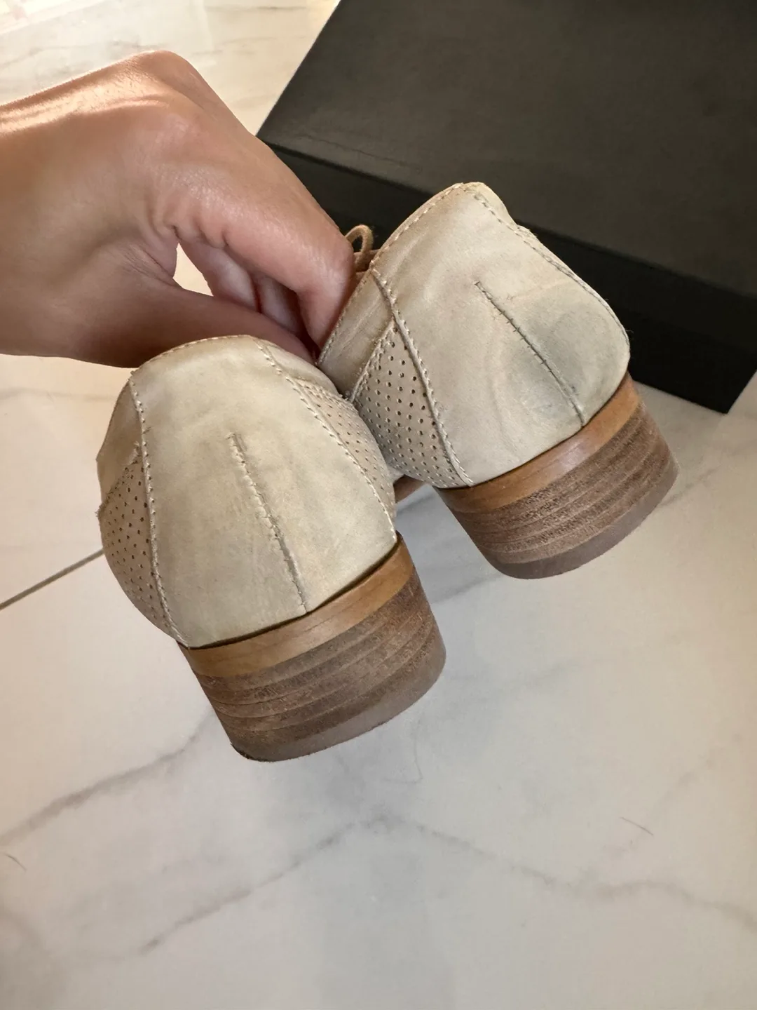 Lavorazione Artigiana Women's Leather Oxfords image indicator(3)