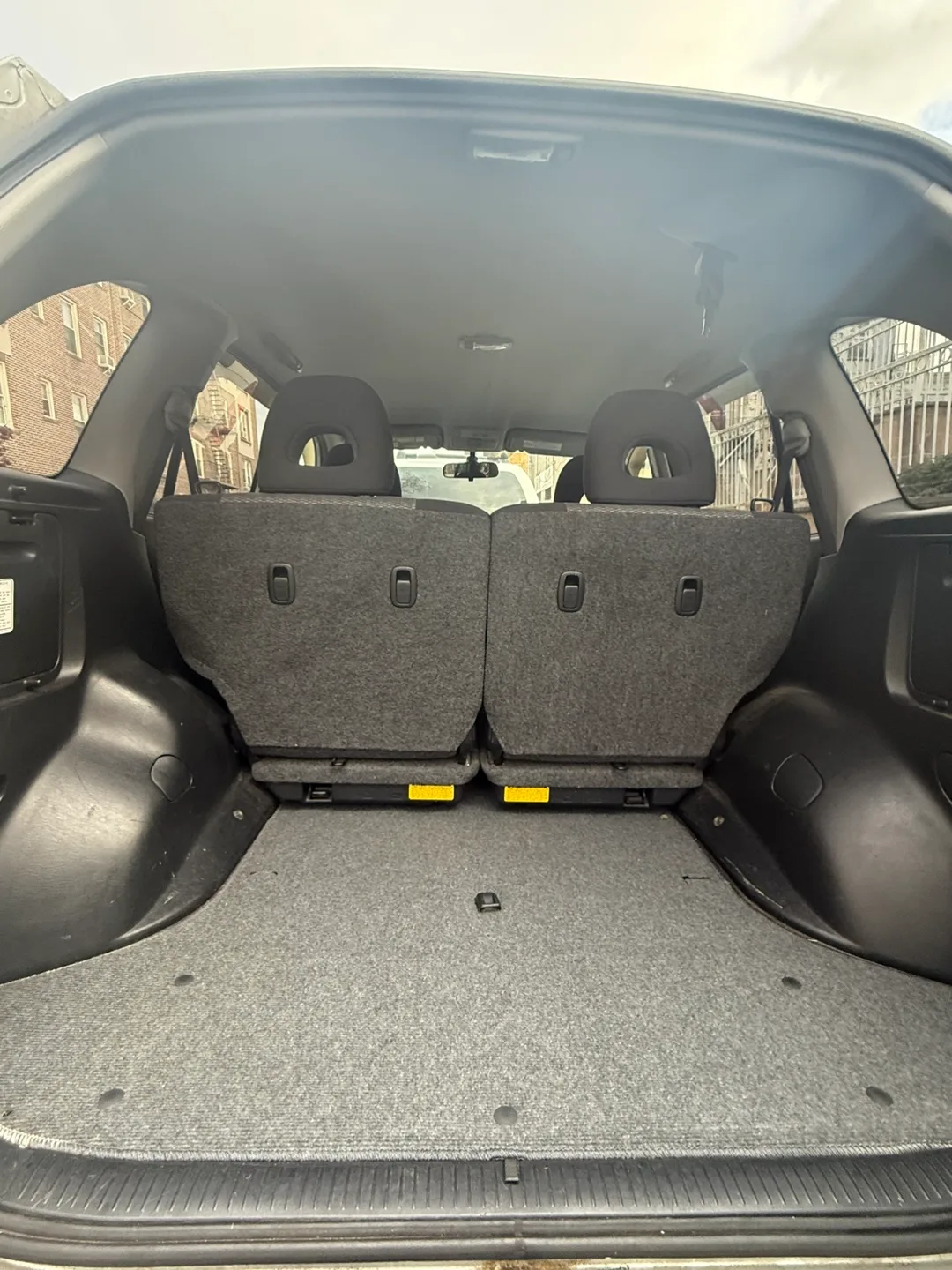 2005 Toyota RAV4 Base 4WD image indicator(7)