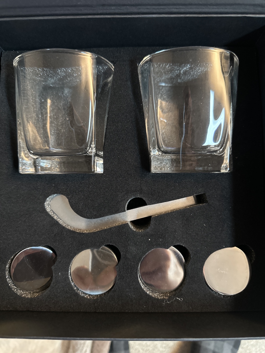 The Wine Savant Hockey Gift Box - photo 2