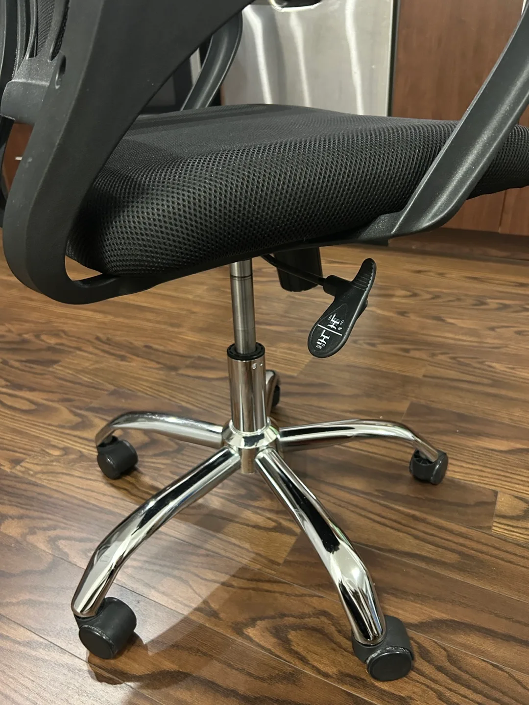 Black Mesh Office Chair image indicator(3)