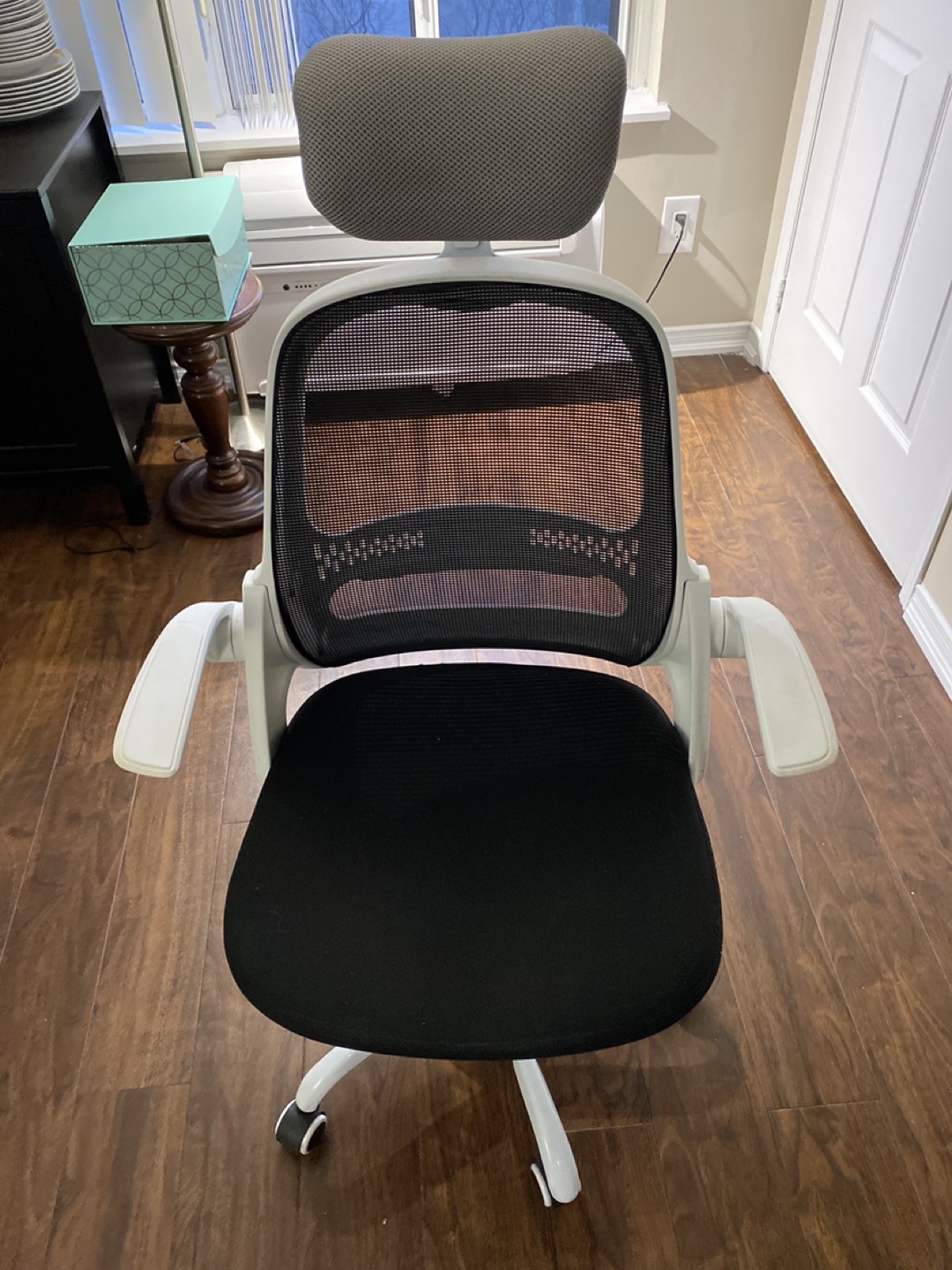White Mesh Office Chair with Headrest - photo 4