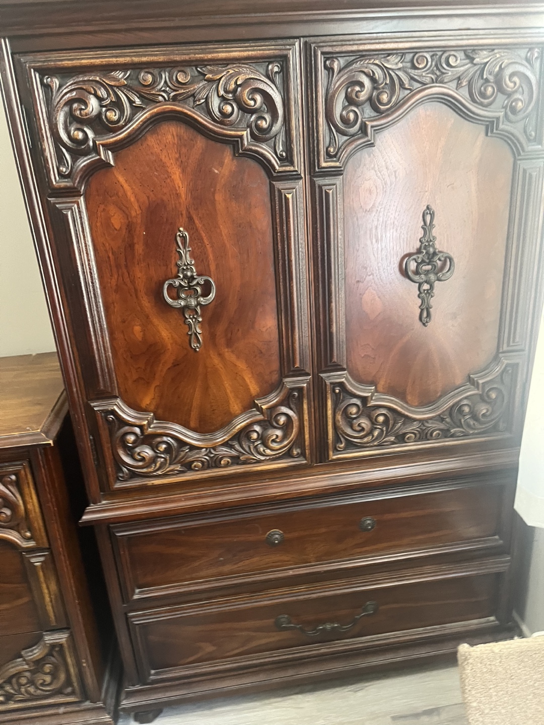 Antique Wood Dresser Set - photo 3