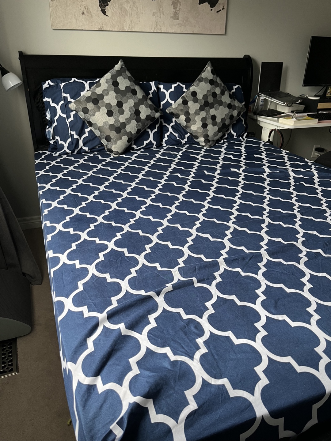 Queen Bed with Mattress and box spring - photo 3