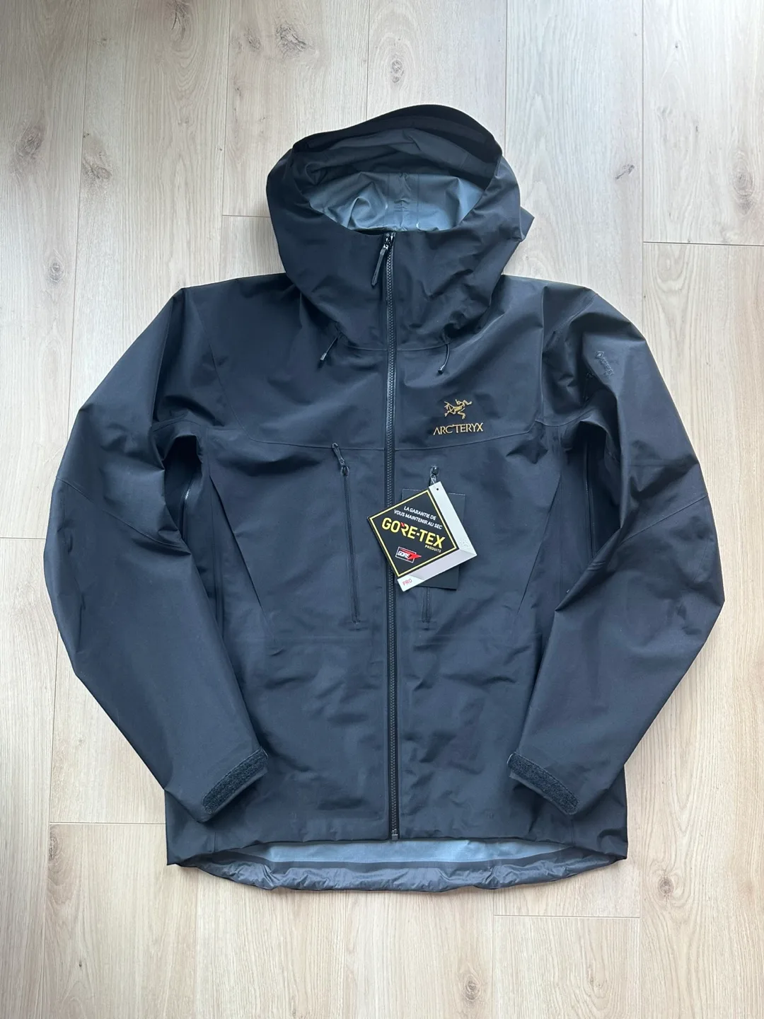 Arc'teryx Alpha SV 24K Black thumbnail