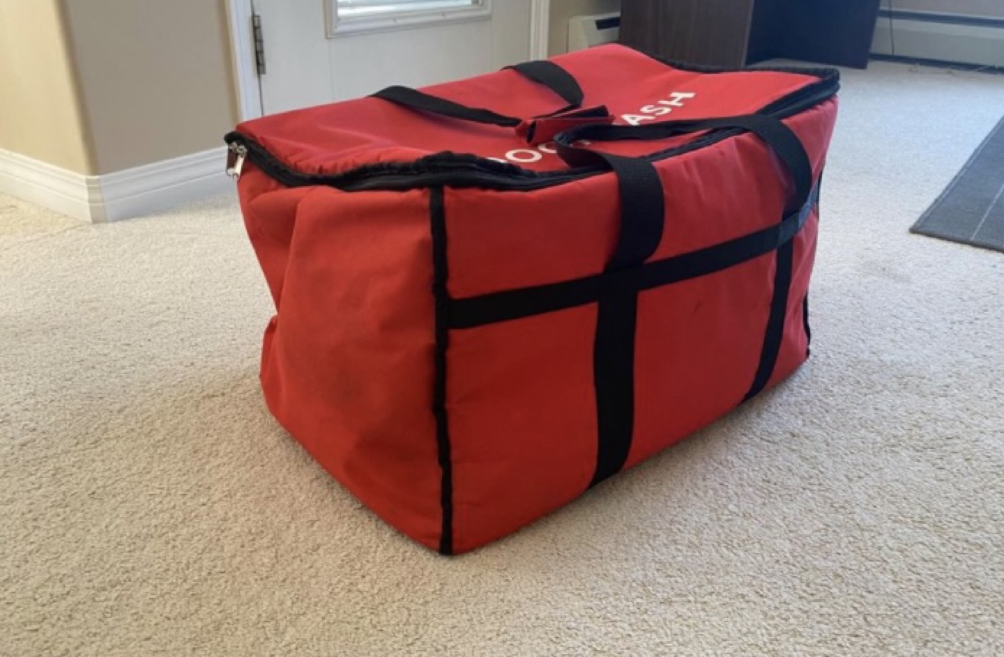 DoorDash Insulated Delivery Bag - photo 2
