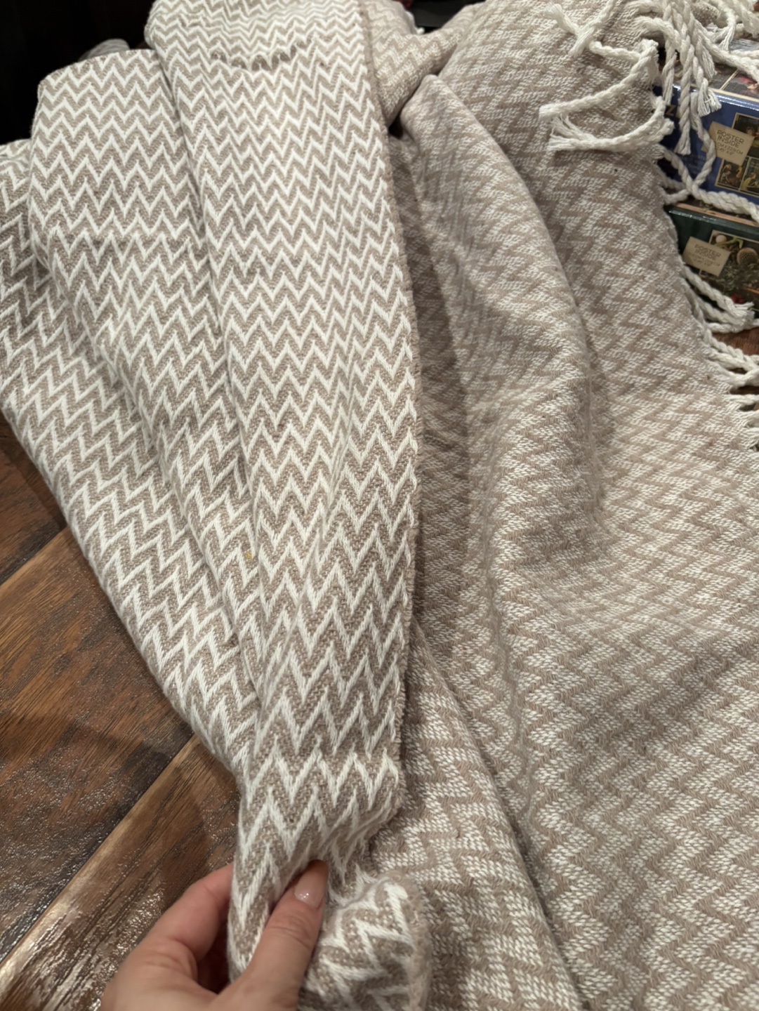 Tan and White Chevron Throw Blanket - photo 2