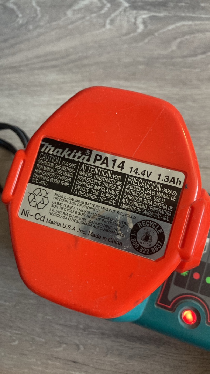 Makita Cordless Drill - photo 3
