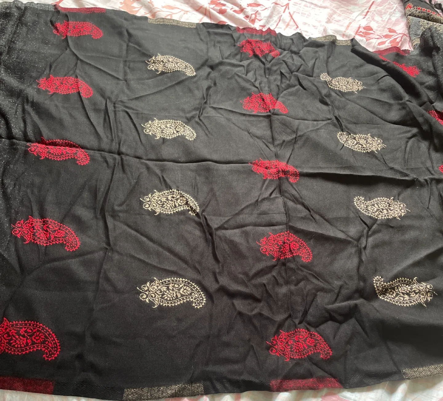 Black and Grey Paisley Scarf image indicator(2)