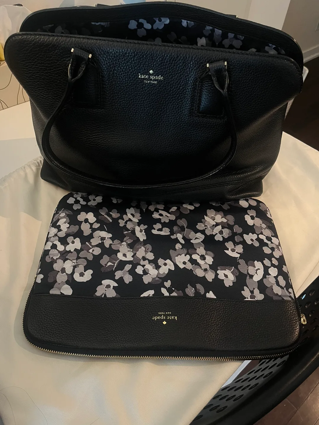 Kate Spade Calf Leather Tote Bag (Laptop case included) image indicator(2)