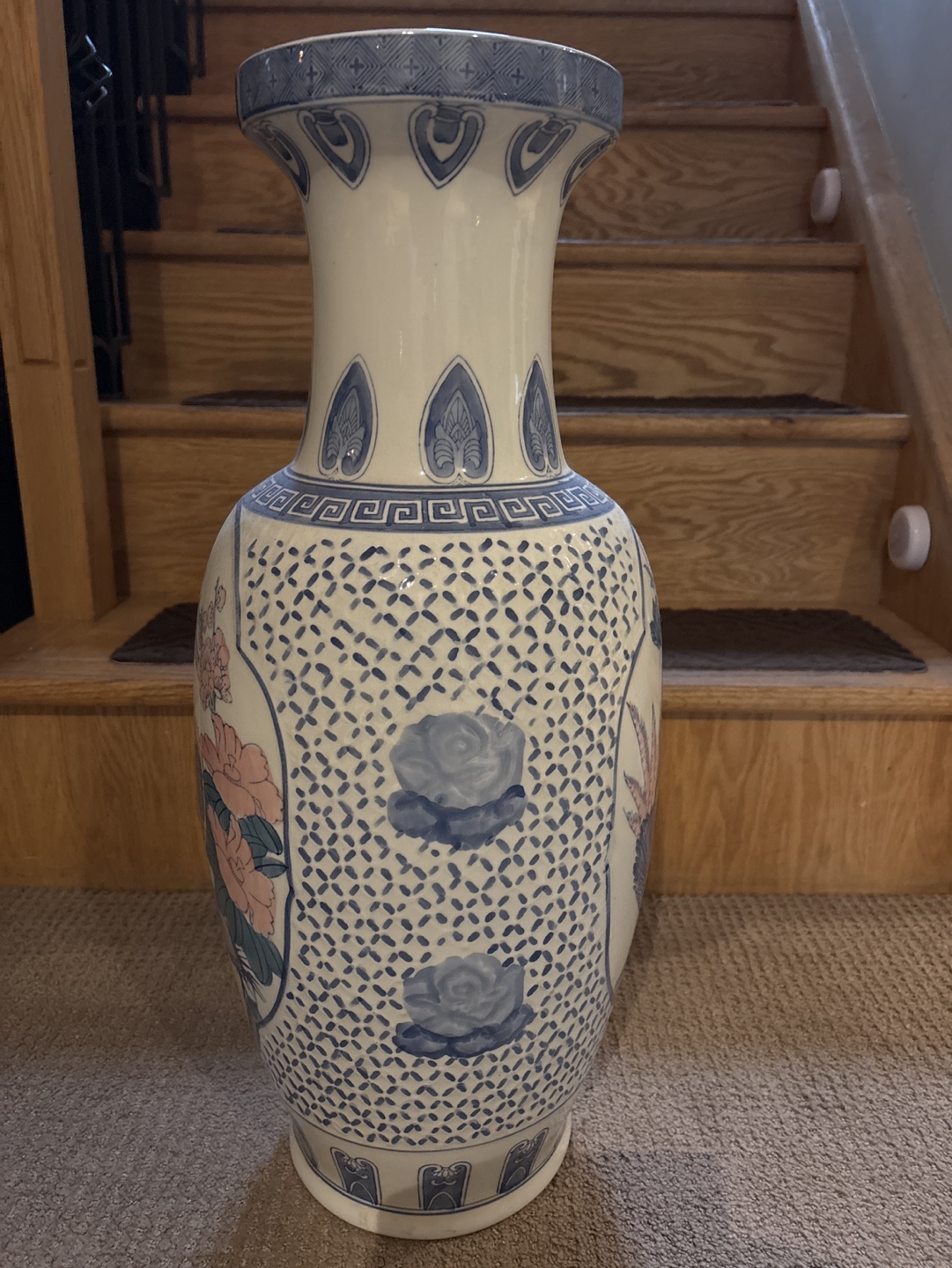 Large Porcelain Vase with Bird Design - photo 2