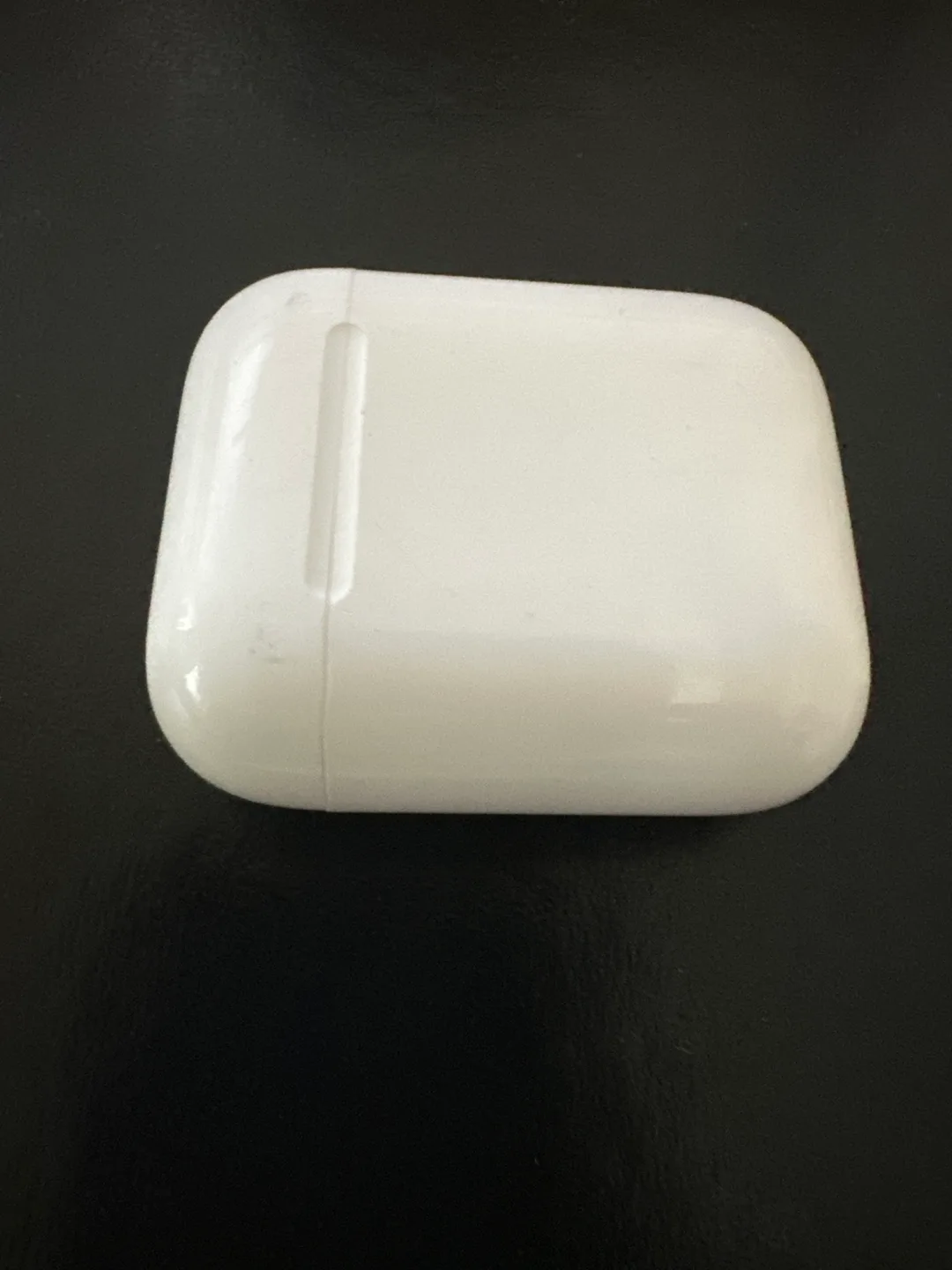 Apple AirPods 2nd Generation Wireless Earbuds image indicator(2)