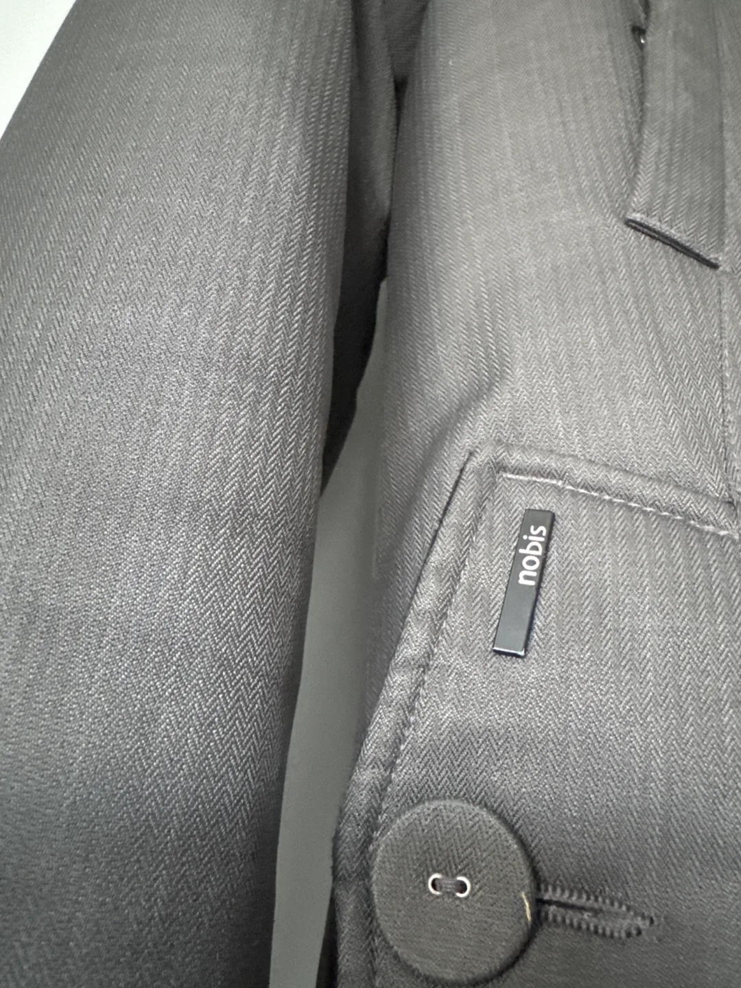 XS Nobis Lindsay Women's Hip Length Parka image indicator(9)