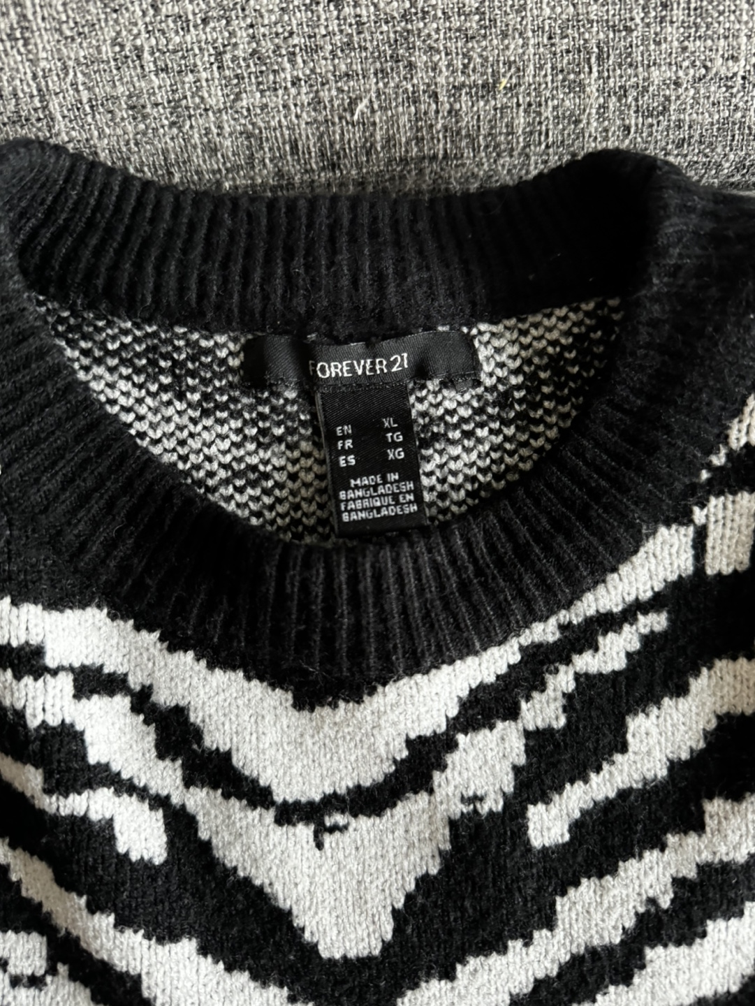 Forever 21 Zebra Print Sweater - photo 3