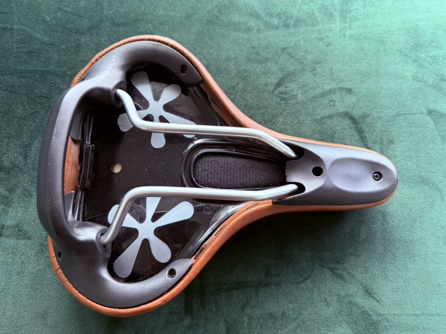Leather Bike Saddle - photo 2