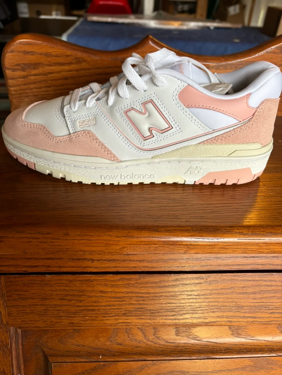 New Balance 550. New!!! image indicator(3)