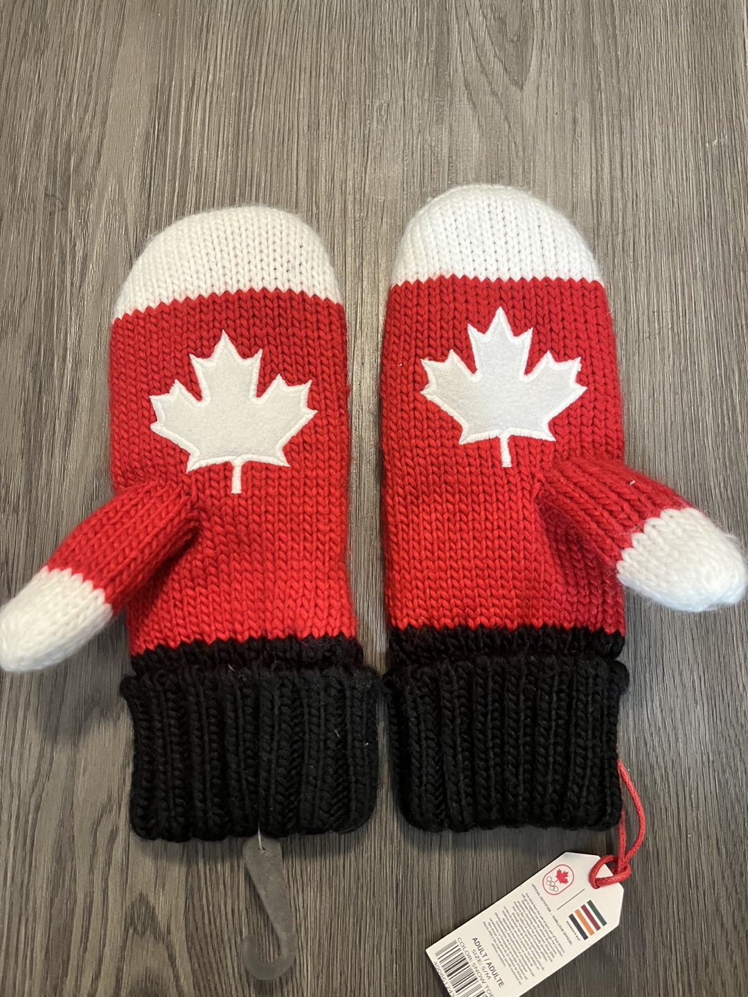 Red Canadian Olympic Mittens - photo 2