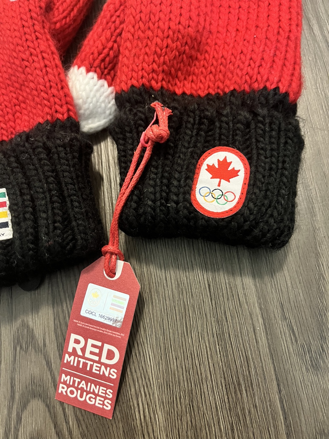 Red Canadian Olympic Mittens - photo 4