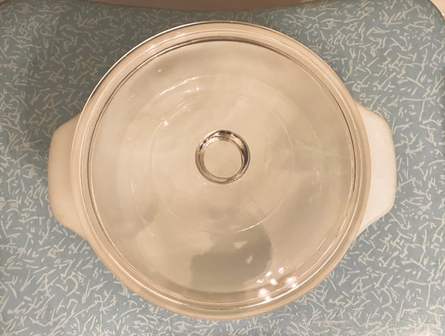 Vintage 1973 Fire King 1.5 Qt. Casserole Dish image indicator(3)