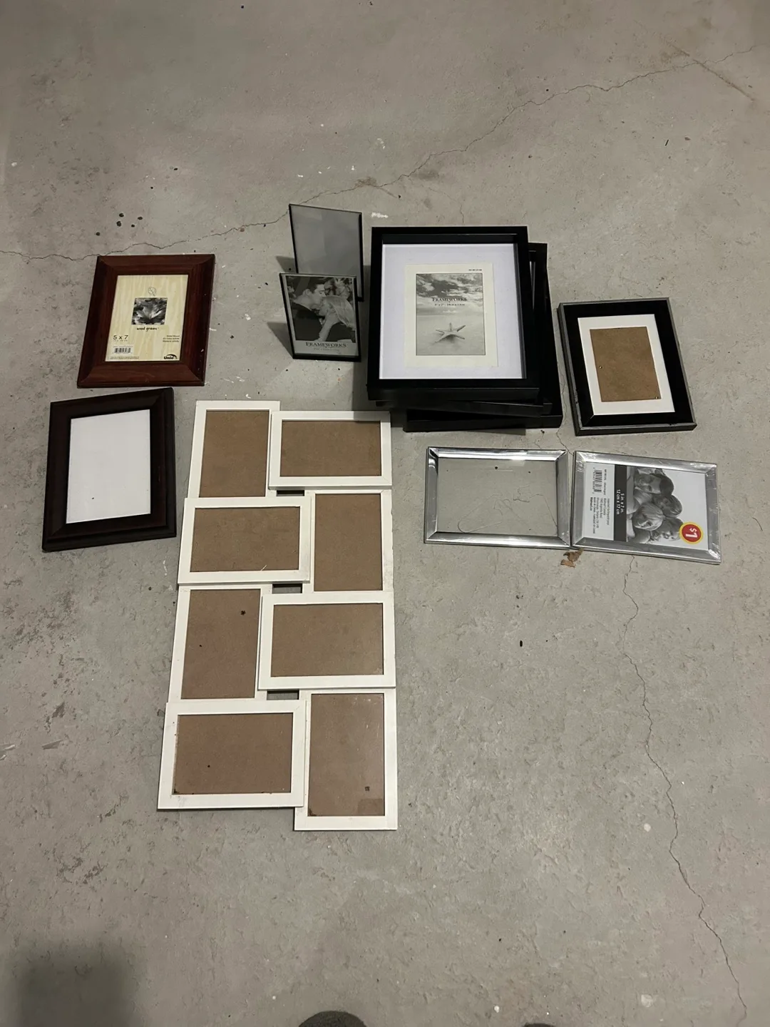 Picture Frames - Various Sizes thumbnail