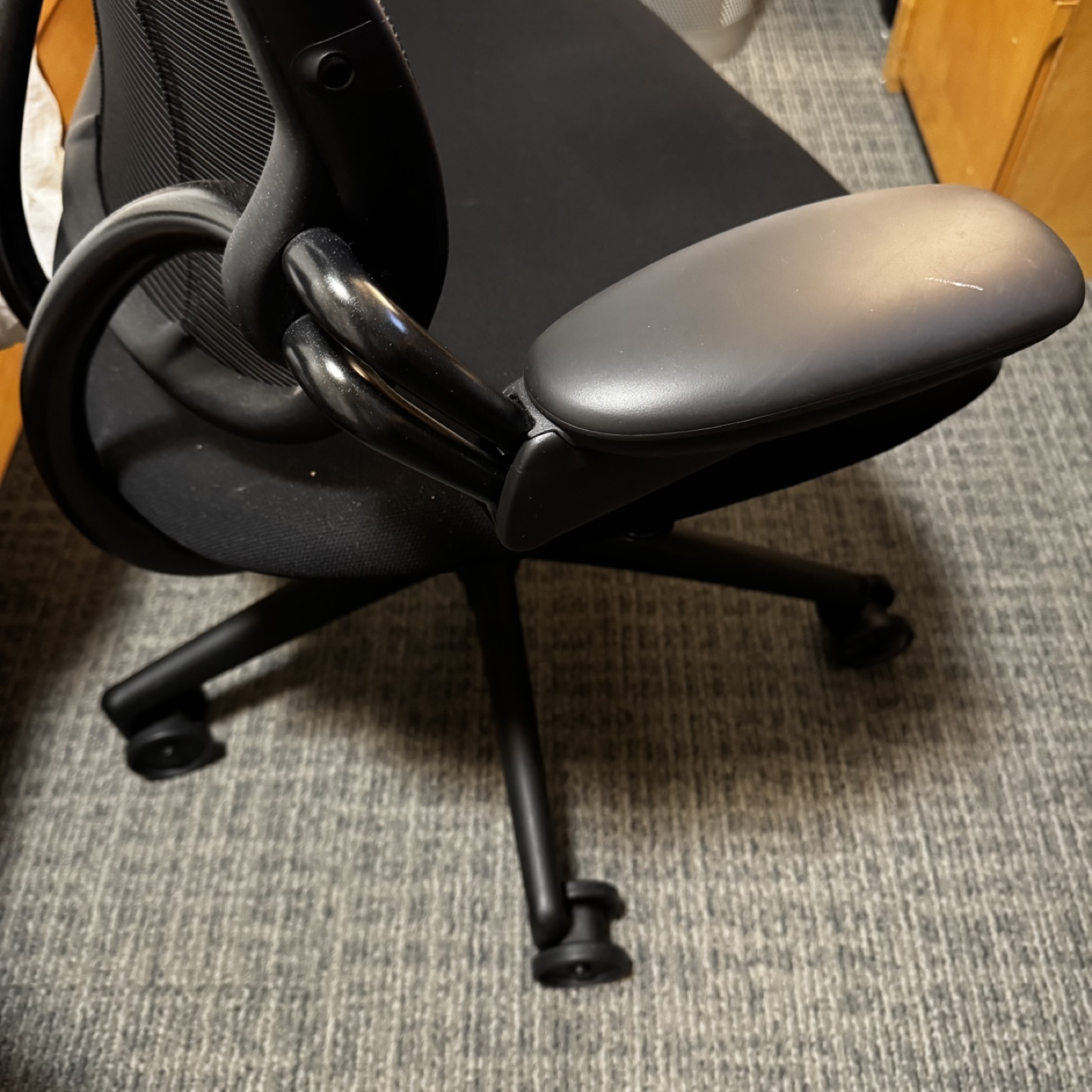 Humanscale Liberty Ocean Ergonomic Chair - photo 4