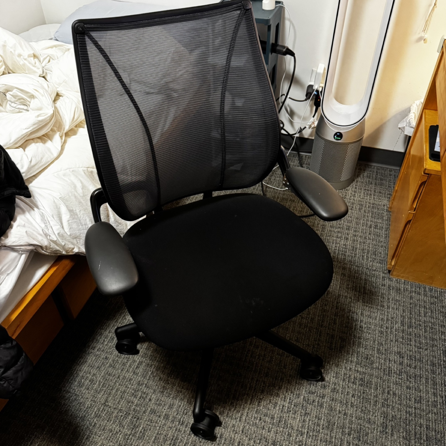 Humanscale Liberty Ocean Ergonomic Chair