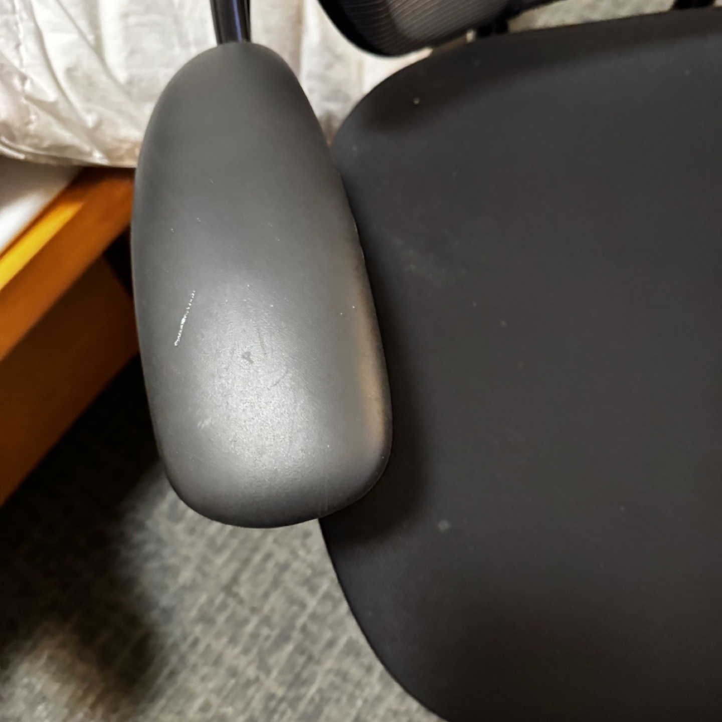 Humanscale Liberty Ocean Ergonomic Chair - photo 2