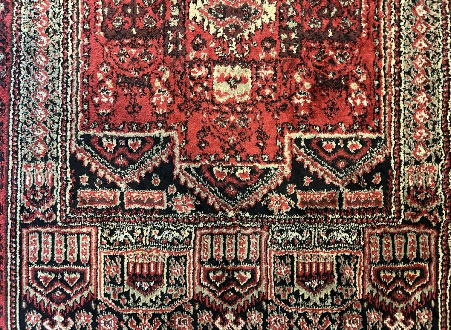 Red and Black Area Rug with Tassels - photo 3