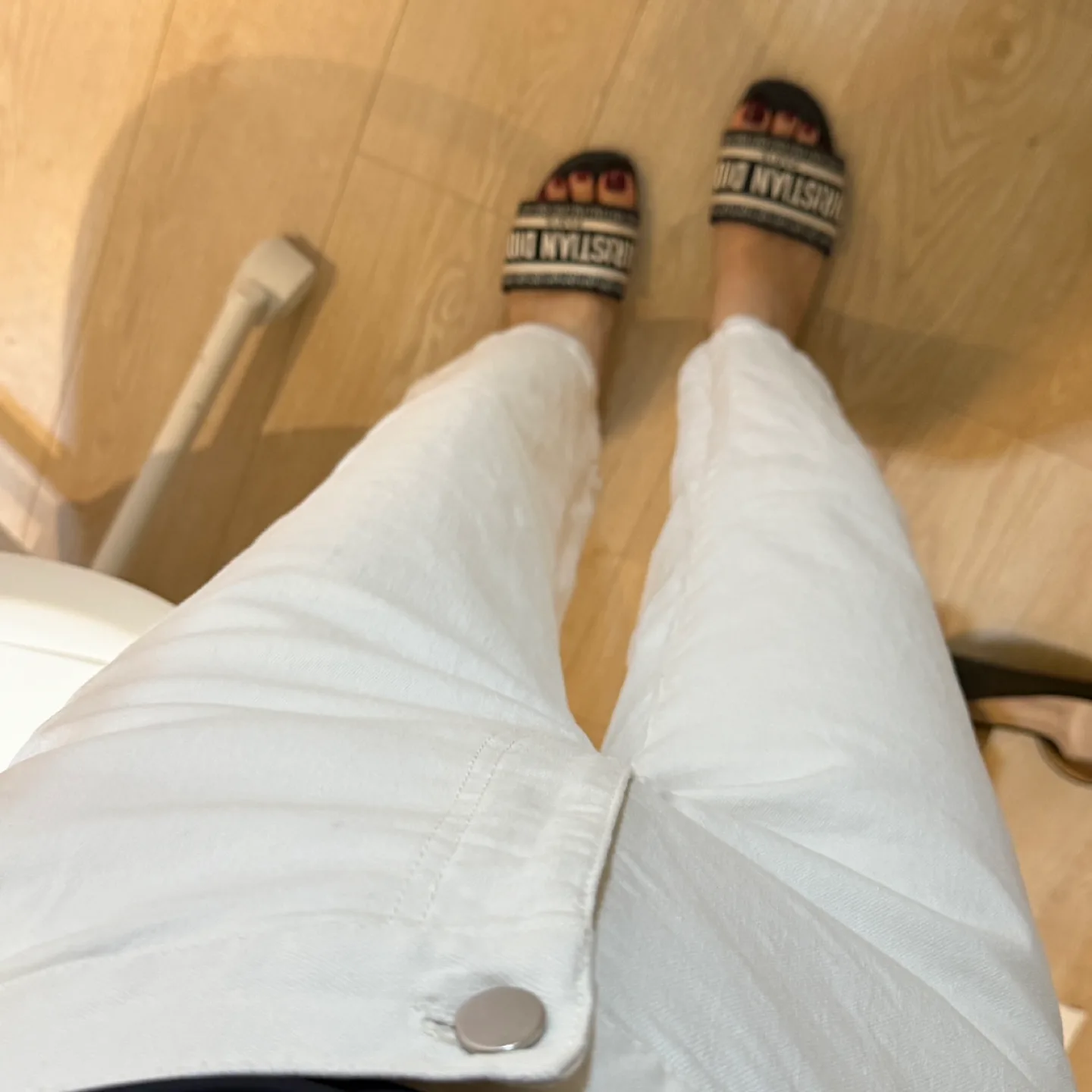 OAK+FORT Cropped Wide Leg Pants 26 xs image indicator(7)