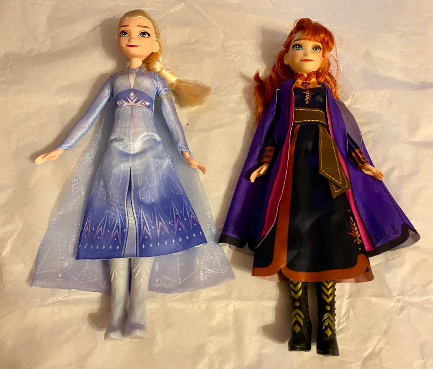 Frozen 2 Elsa & Anna Dolls thumbnail